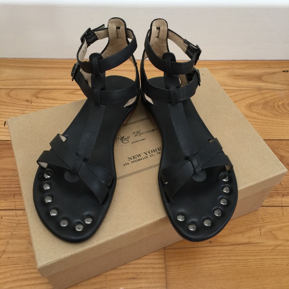 Matt Bernson Cute Summer Sandals Sz 6